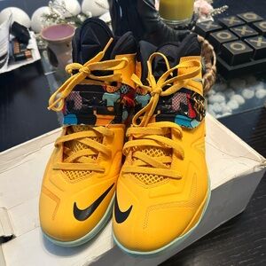Nike LeBron Solider 7 Pop Art